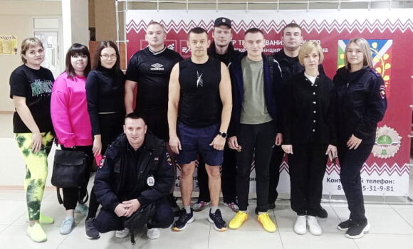 Ребята состязались в плавание на дистанции 25м, 50м и 100 м. В мероприятии приняли участие начинающие пловцы, для которых это были первые старты и первые нормативы испытаний ГТО. Этим участникам помогали волонтёры старших групп и родители. Мероприятие пр. Ребята состязались в плавание на дистанции 25м, 50м и 100 м. В мероприятии приняли участие начинающие пловцы, для которых это были первые старты и первые нормативы испытаний ГТО. Этим участникам помогали волонтёры старших групп и родители. Мероприятие пр.